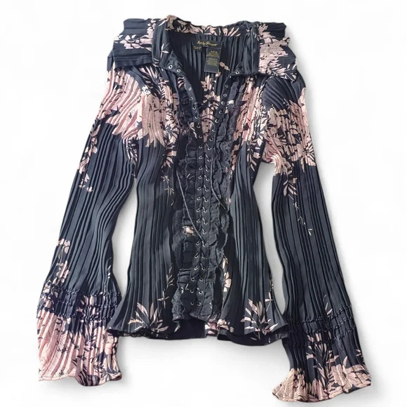 SOLD - Picture 2 of 3